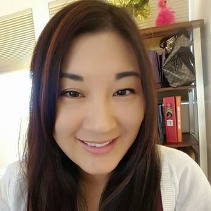 Meet your Posher, Mona